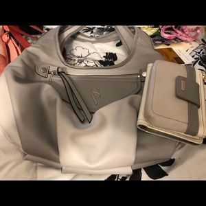 Vera Wang Pocketbook and a wallet